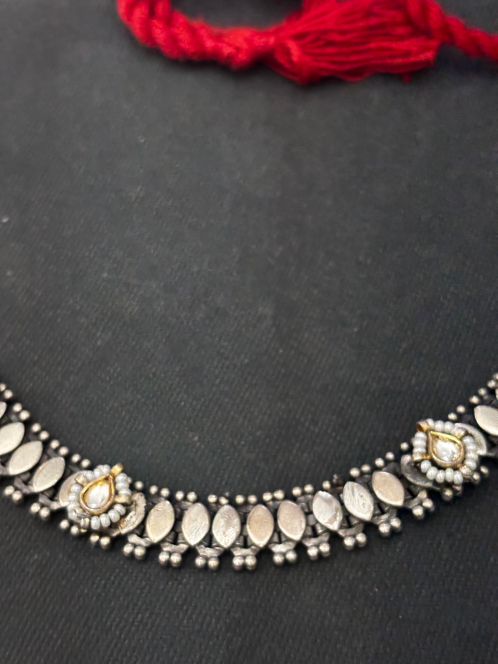 Silver Neckpiece With Kundan Accents