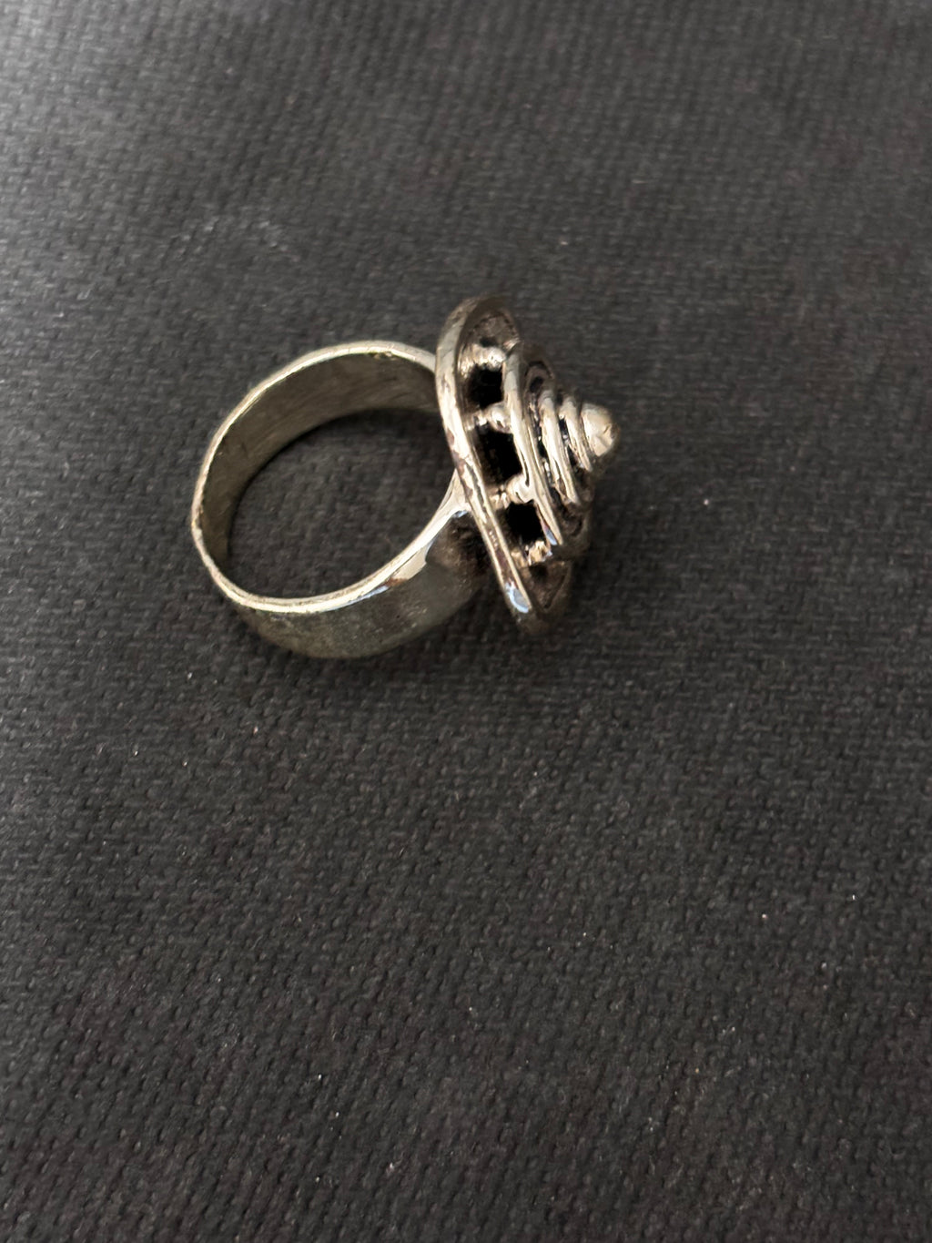 Silver Contour FingerRing