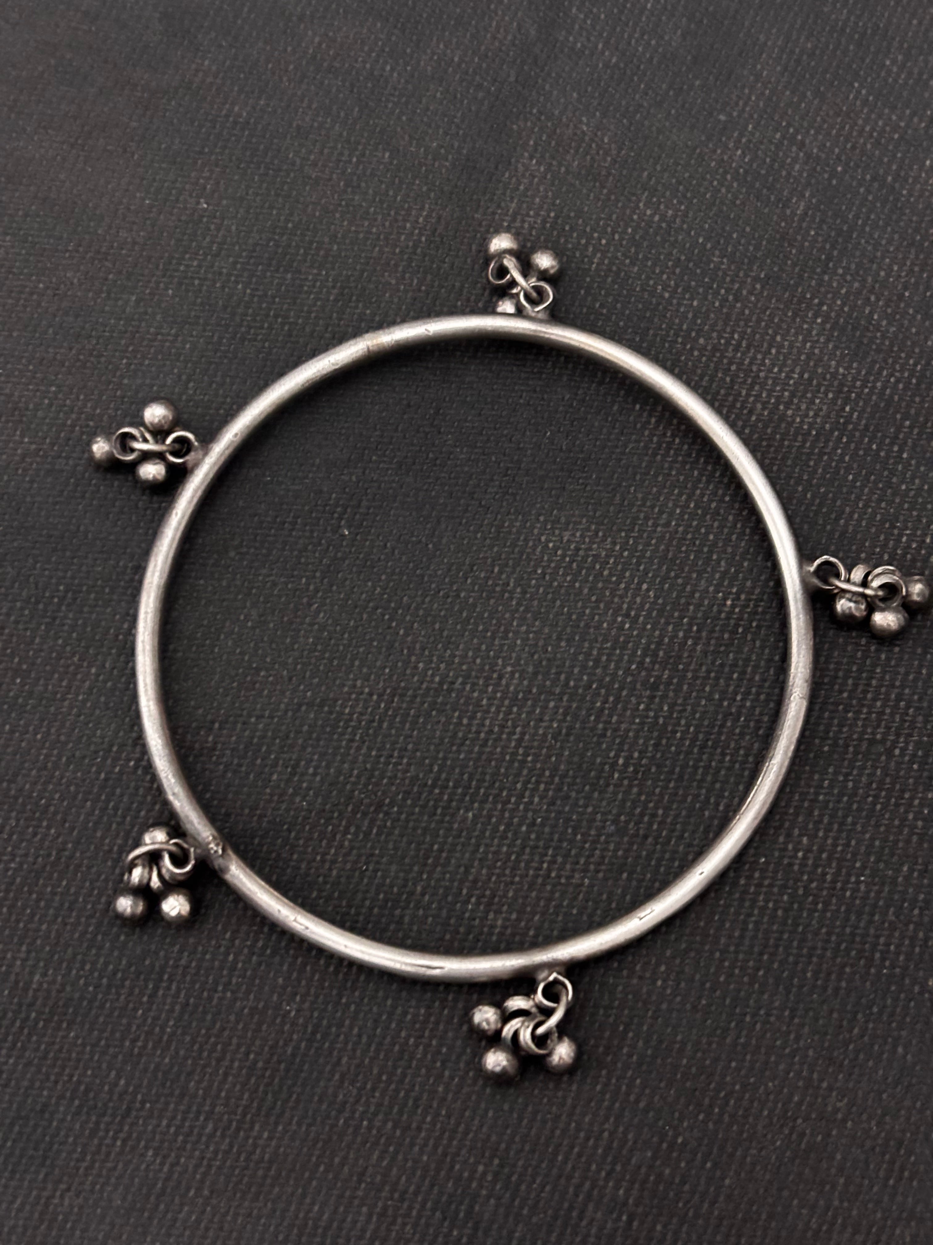 Silver Bangle With Gungroo