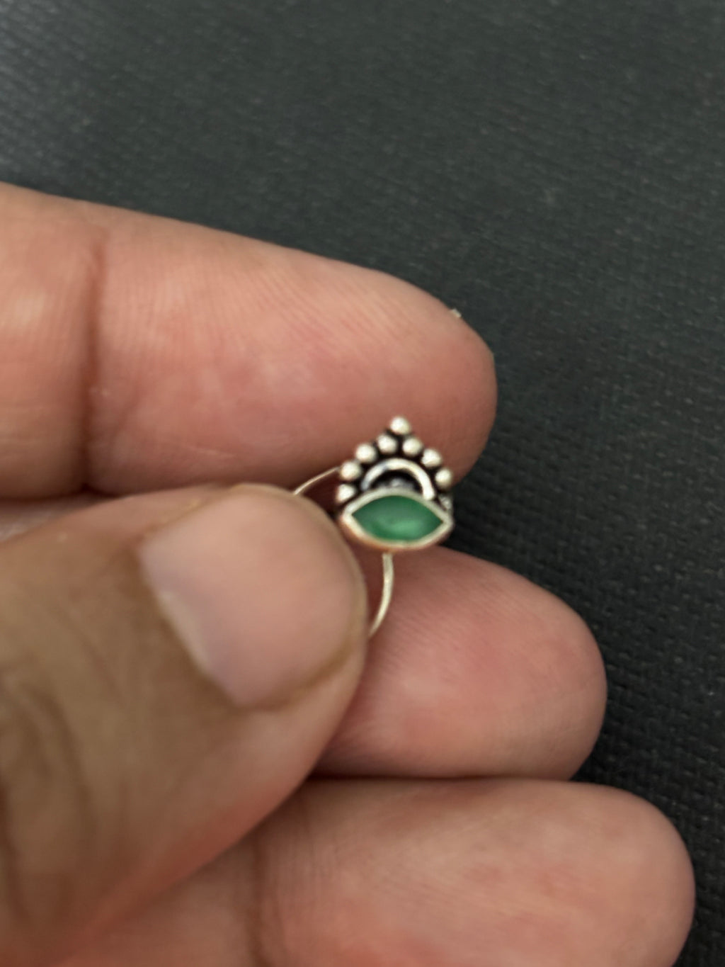 Silver Green Single Stone Nosepin