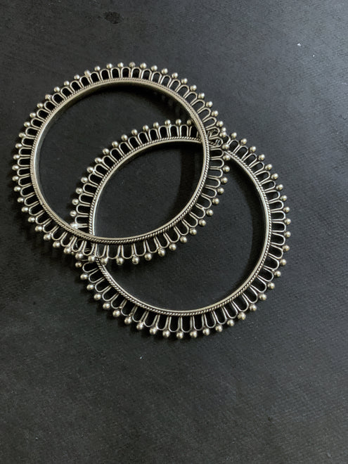 Bangles/ Bracelets