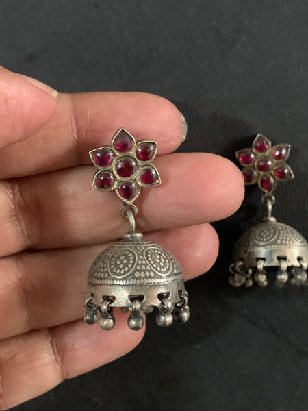 Silver Jhumka With Kempu Top