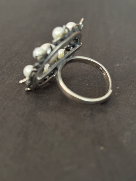 Pearl Flower Finger Ring