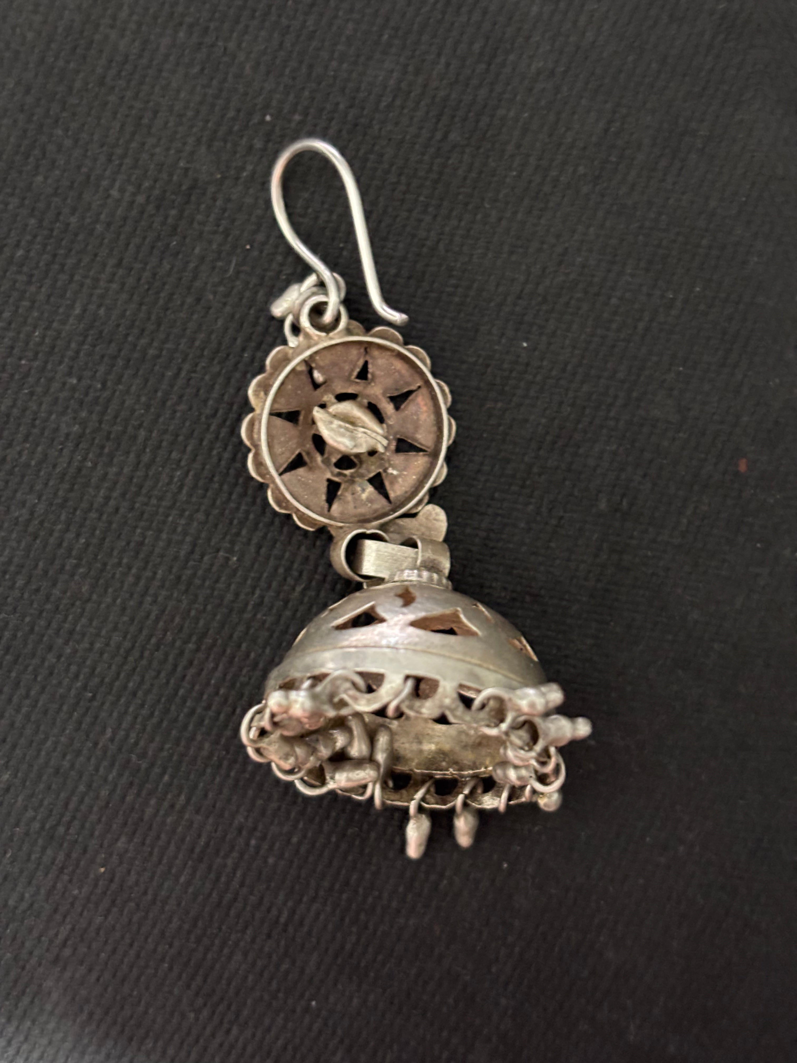 Cutwork Silver Jhumki