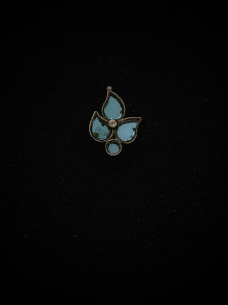 3 Leaf Coloured Glass Nosepin