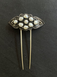 Sea Pearls Hair Pin